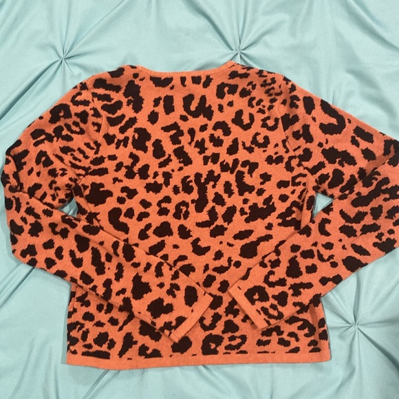 Bar III sweater
Excellent Condition - Picture 2 of 2